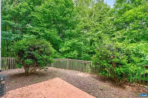 1270 Chatham Ridge Charlottesville VA 22901