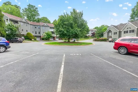 1270 Chatham Ridge Charlottesville VA 22901
