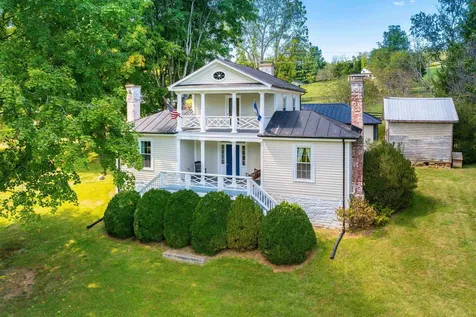 19 Mt Hermon Road Middlebrook VA 24459
