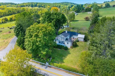 19 Mt Hermon Road Middlebrook VA 24459