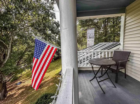 19 Mt Hermon Road Middlebrook VA 24459