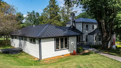 19 Mt Hermon Road Middlebrook VA 24459