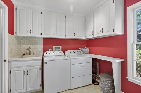207 Fairway Drive Harrisonburg VA 22802