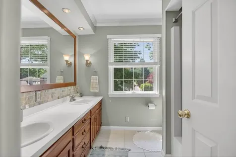 207 Fairway Drive Harrisonburg VA 22802