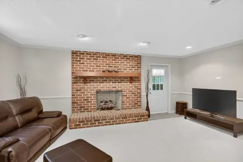 207 Fairway Drive Harrisonburg VA 22802