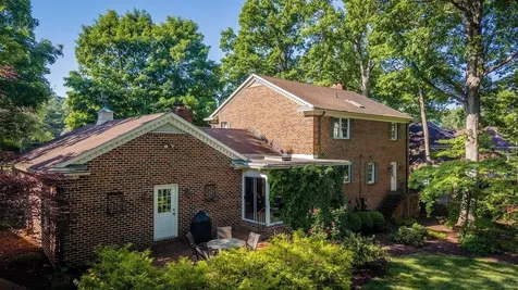 207 Fairway Drive Harrisonburg VA 22802