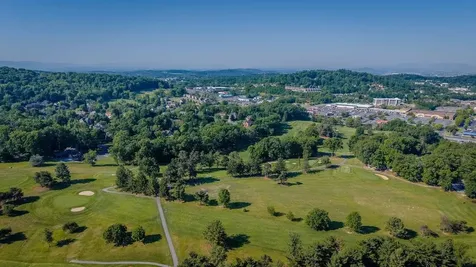 207 Fairway Drive Harrisonburg VA 22802