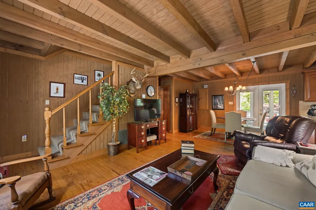 4739 Old Mountain Road E Louisa VA 23093