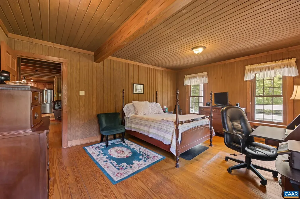 4739 Old Mountain Road E Louisa VA 23093