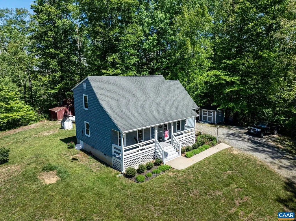 4739 Old Mountain Road E Louisa VA 23093