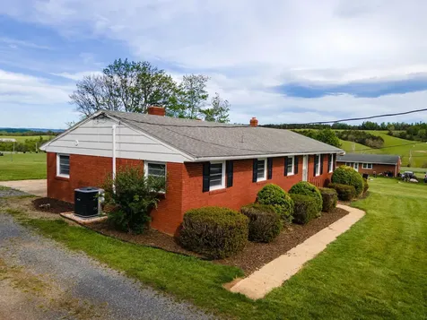 3568 Brenneman Church Road Rockingham VA 22802