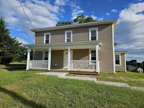 806 Junior Avenue Shenandoah VA 22849