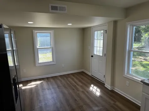 806 Junior Avenue Shenandoah VA 22849