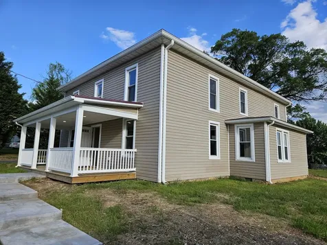 806 Junior Avenue Shenandoah VA 22849