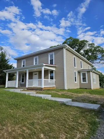 806 Junior Avenue Shenandoah VA 22849