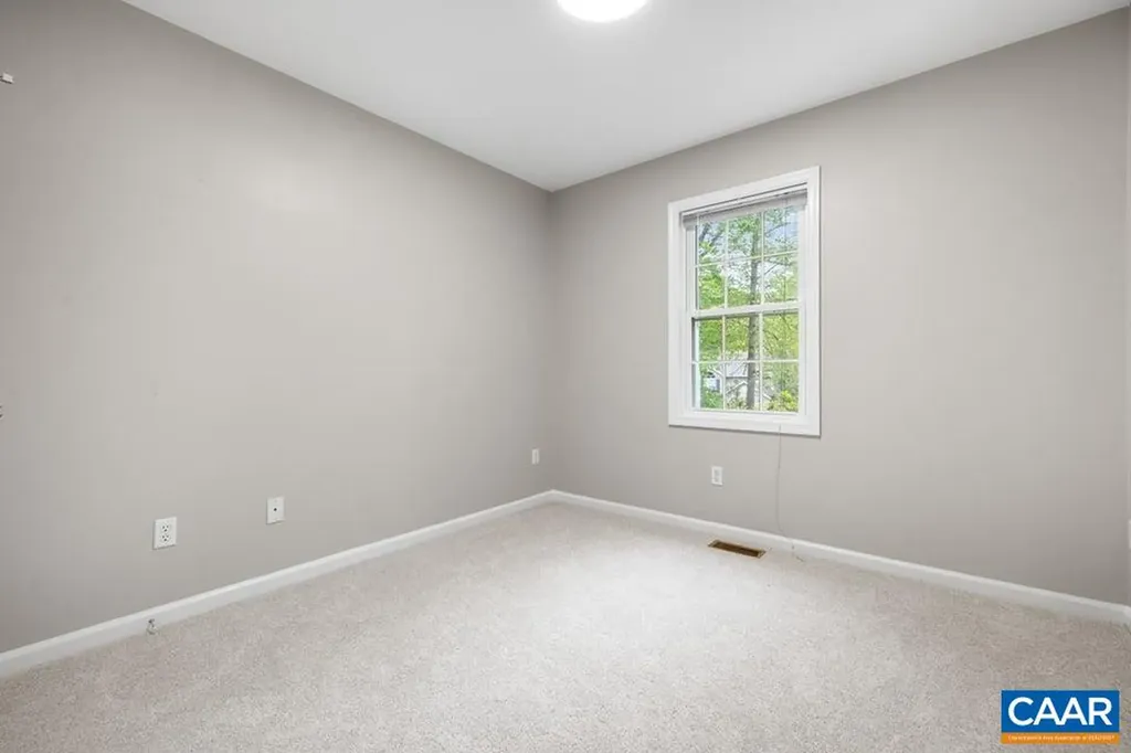29 Tuscarora Drive Palmyra VA 22963