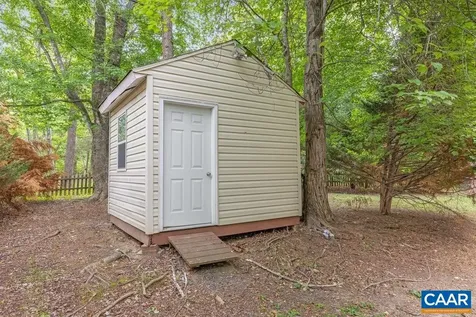 29 Tuscarora Drive Palmyra VA 22963
