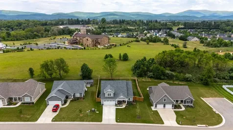 144 Langley Drive Waynesboro VA 22980