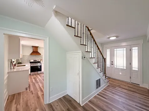 1202 Beverley Street W Staunton VA 24401