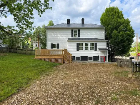 1202 Beverley Street W Staunton VA 24401