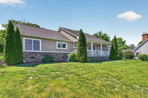 3090 Arrowhead Road Rockingham VA 22801