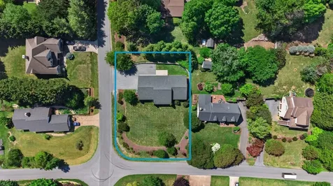3090 Arrowhead Road Rockingham VA 22801