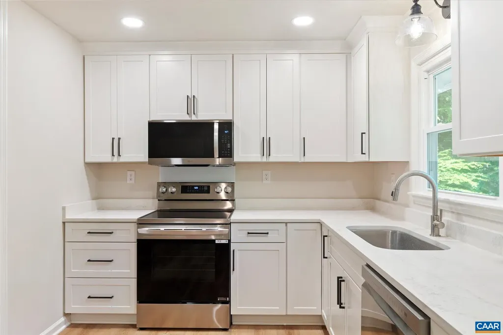309 Crestfield Court Charlottesville VA 22911