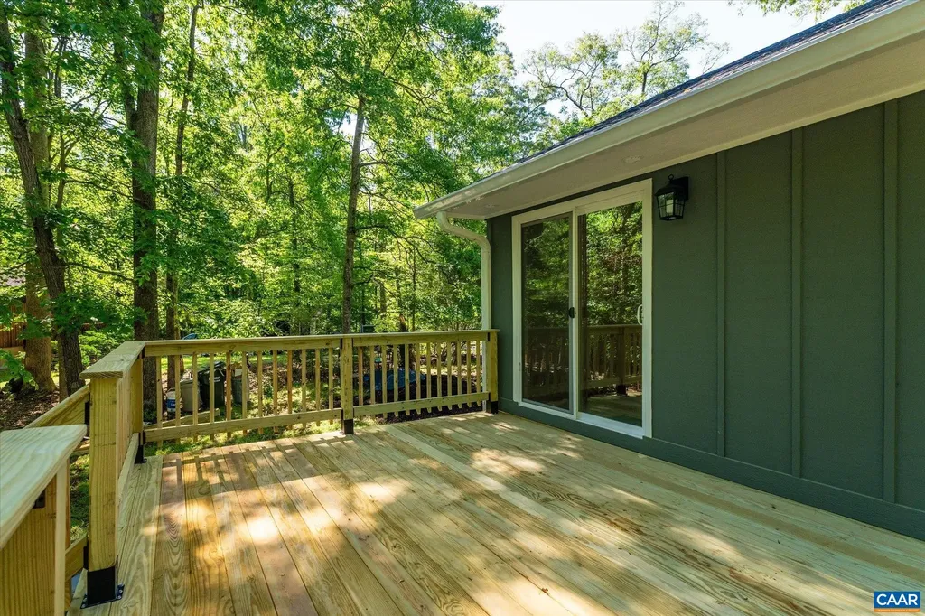 309 Crestfield Court Charlottesville VA 22911