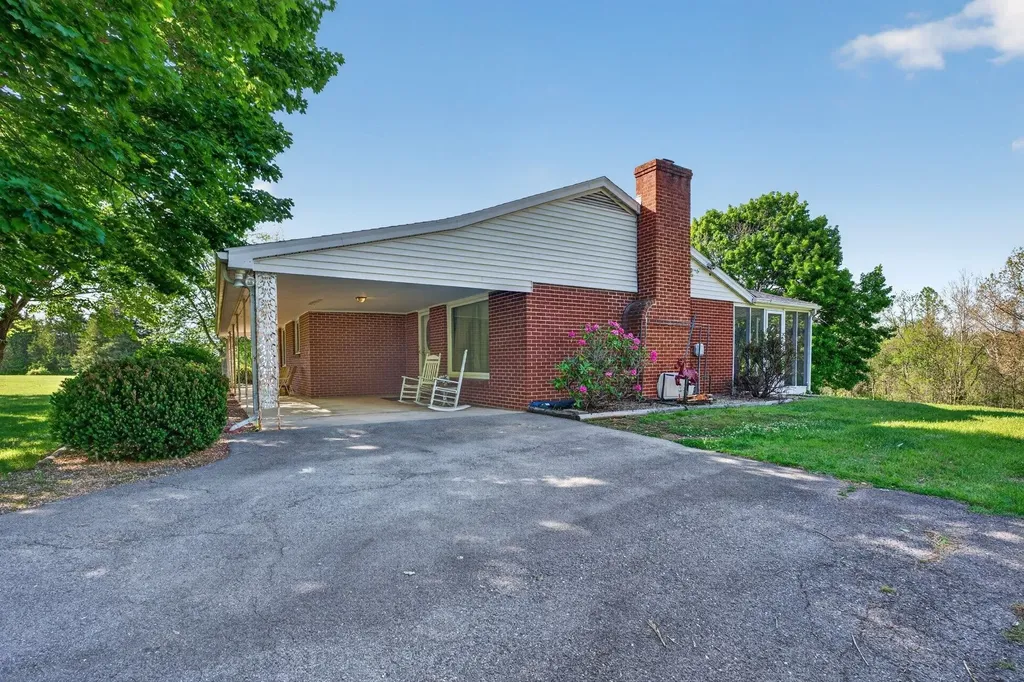 17421 Spotswood Trail Elkton VA 22827