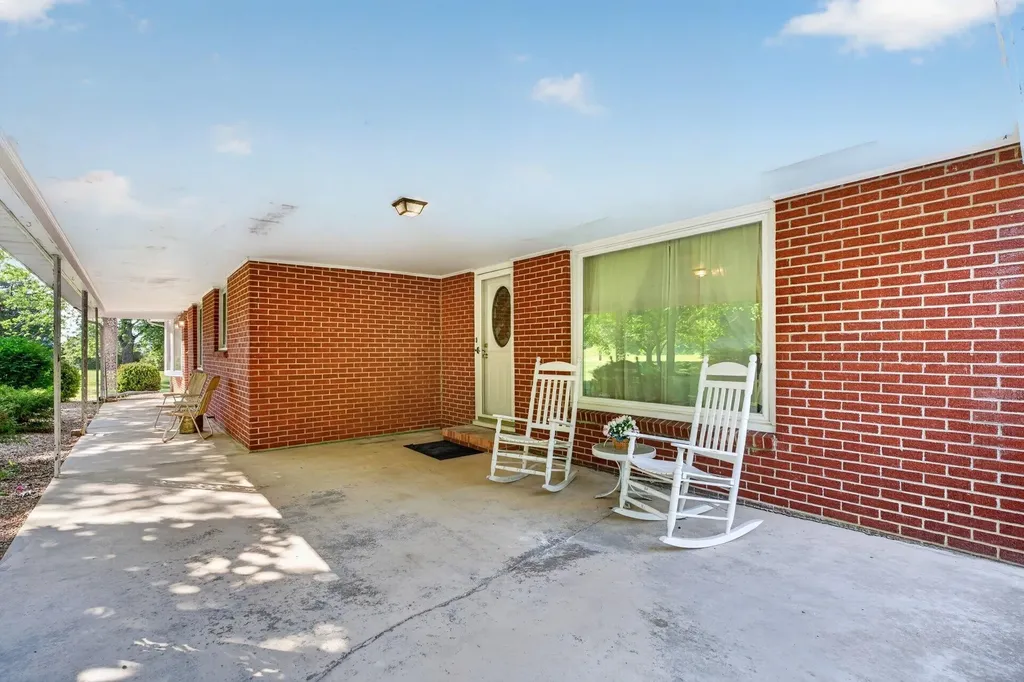 17421 Spotswood Trail Elkton VA 22827