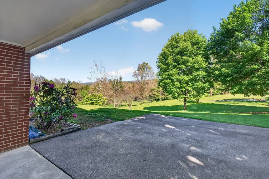 17421 Spotswood Trail Elkton VA 22827