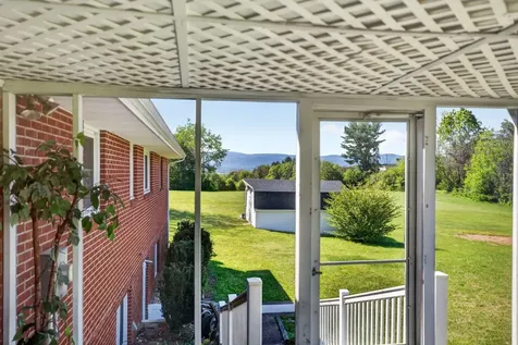 17421 Spotswood Trail Elkton VA 22827