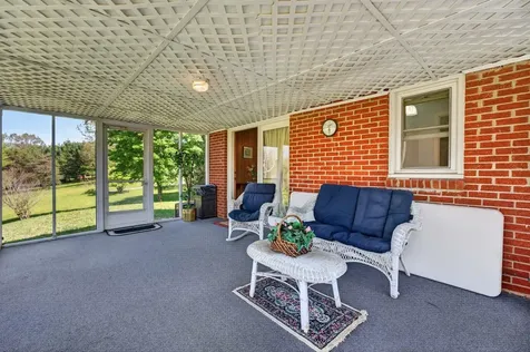 17421 Spotswood Trail Elkton VA 22827
