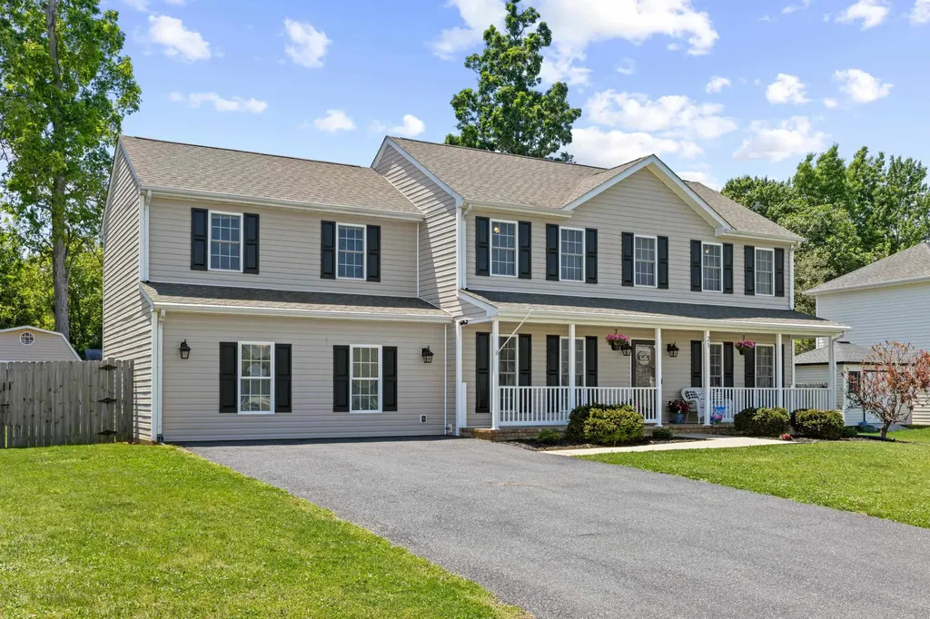 21 Lady Slipper Drive Waynesboro VA 22980