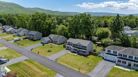 21 Lady Slipper Drive Waynesboro VA 22980