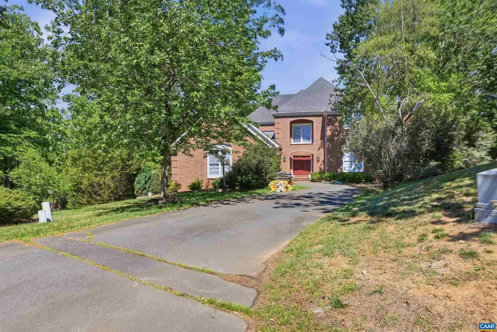 3182 Wallingford Lane Keswick VA 22947