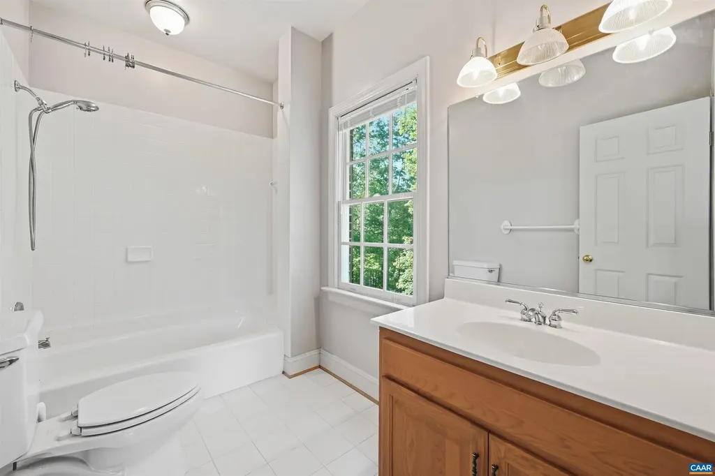 3182 Wallingford Lane Keswick VA 22947