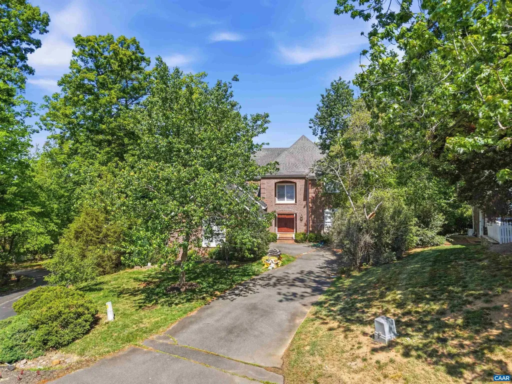 3182 Wallingford Lane Keswick VA 22947