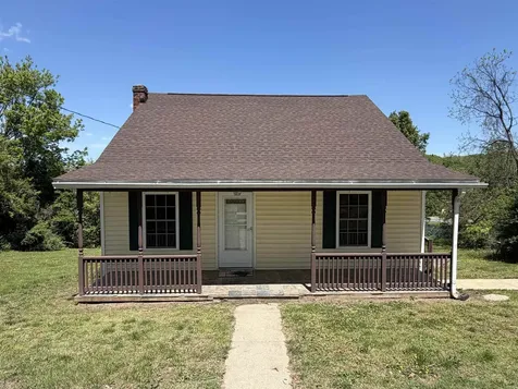 845 3rd Street Waynesboro VA 22980