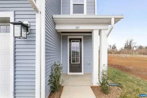135 Springdale Road Waynesboro VA 22980