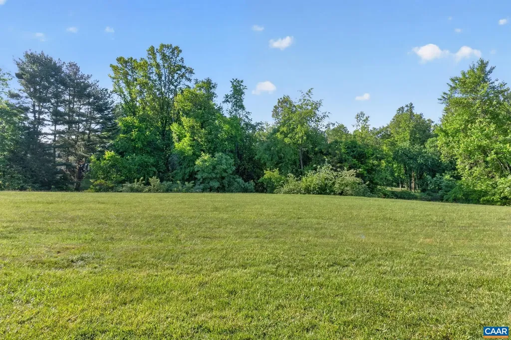 1037 Somer Chase Court Charlottesville VA 22911