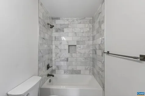 1037 Somer Chase Court Charlottesville VA 22911