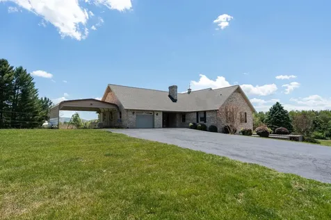23 Entry School Road Waynesboro VA 22980