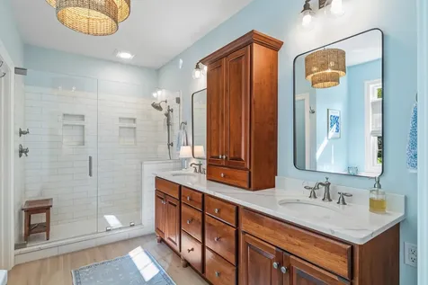 209 Kings Square Staunton VA 24401