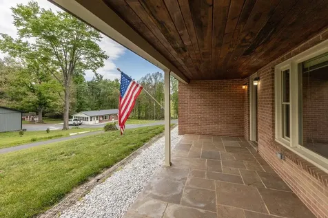 547 Grindstone Road Bridgewater VA 22812
