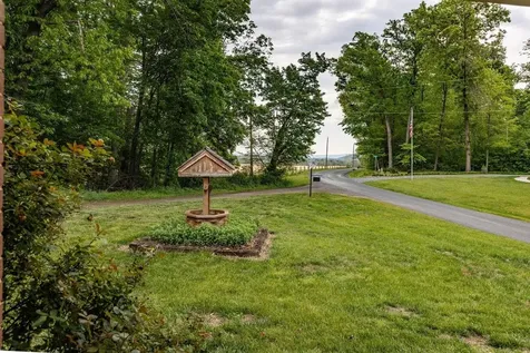 547 Grindstone Road Bridgewater VA 22812