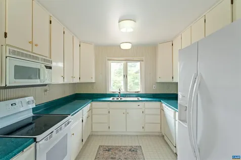 1221 West Leigh Drive Charlottesville VA 22901