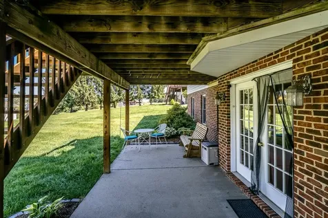 121 Leonard Court Harrisonburg VA 22801