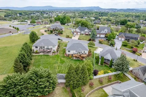 121 Leonard Court Harrisonburg VA 22801