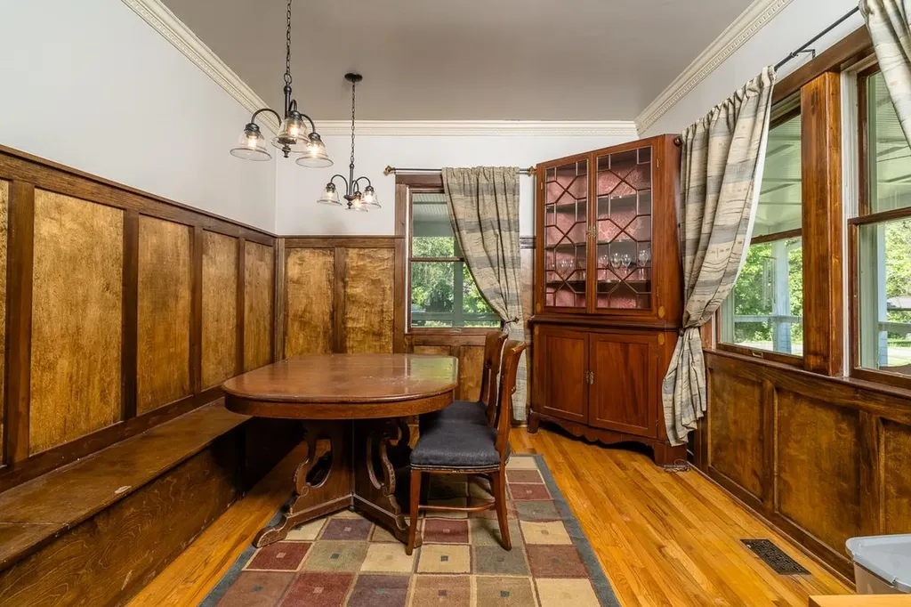 6070 Fredericksburg Road Barboursville VA 22923